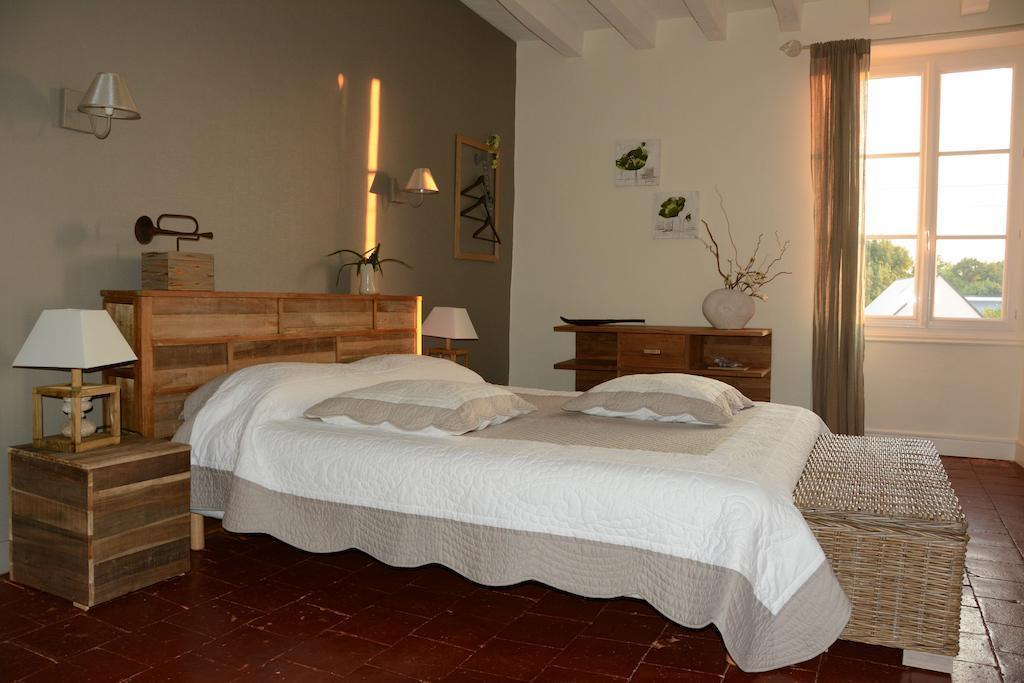 Bed and Breakfast L'Aubinoise Saint-Aubin-de-Luigné Habitación foto